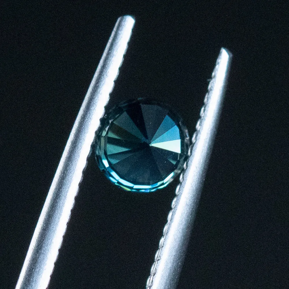 0.85CT ROUND DEEP TEAL BLUE MADAGASCAR SAPPHIRE, 5.24X5.17X4.10MM, UNTREATED