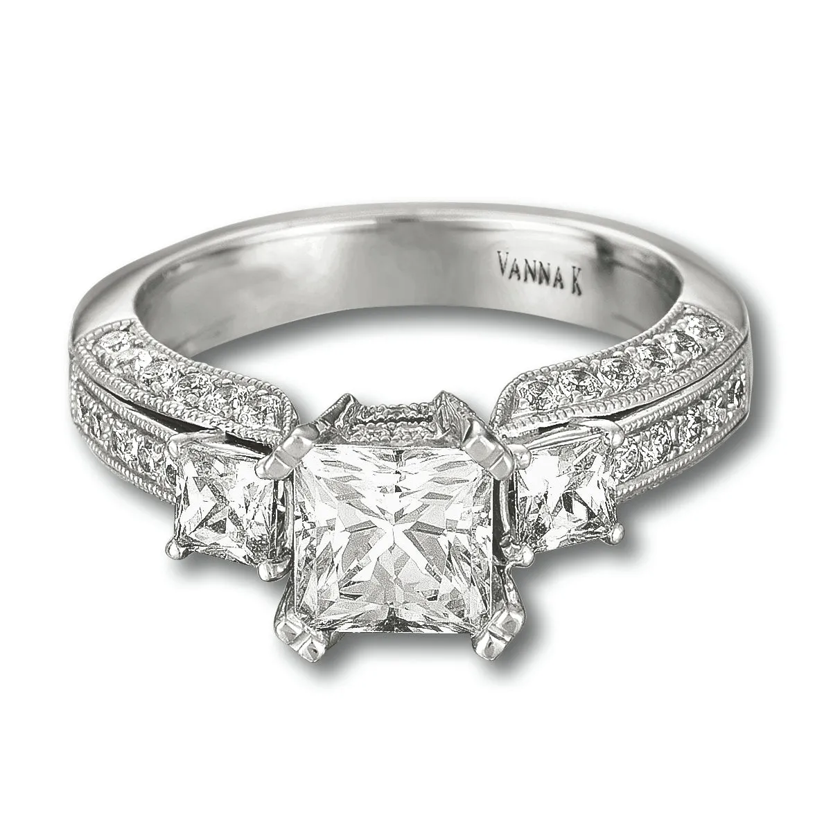 18K White Gold Halo Diamond Engagement Ring