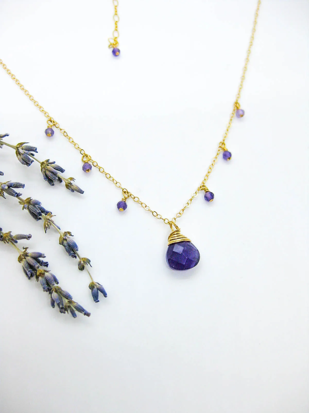 Chamomile: Amethyst Necklace - n572