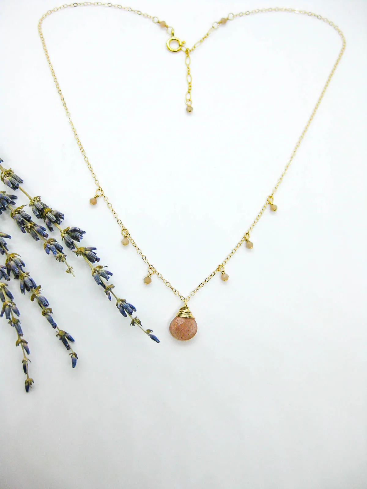 Chamomile: Peach Moonstone Necklace - n581