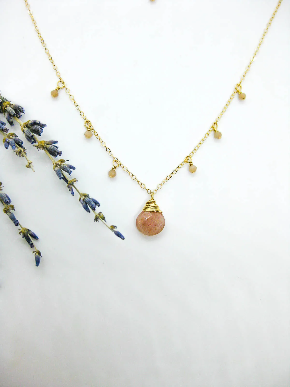 Chamomile: Peach Moonstone Necklace - n581