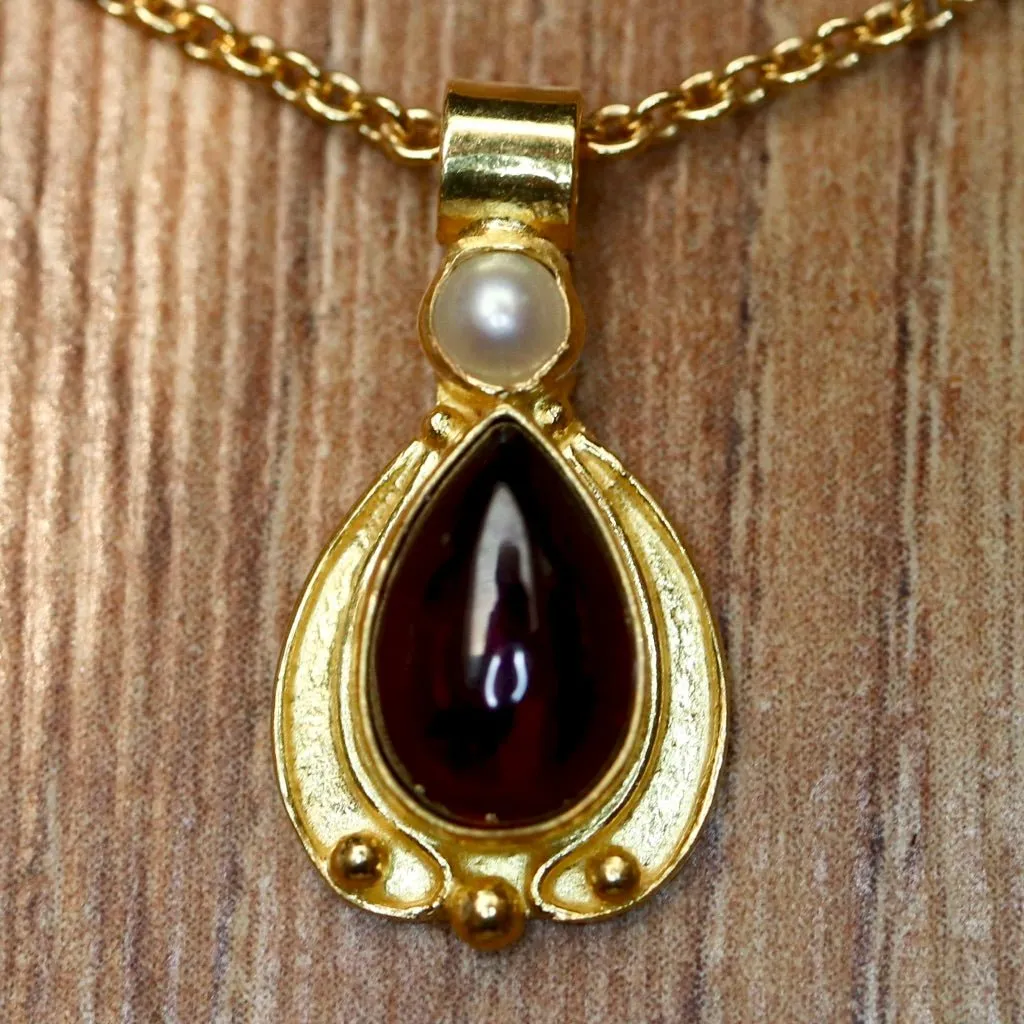 Lamplight 14k Gold and Garnet Necklace