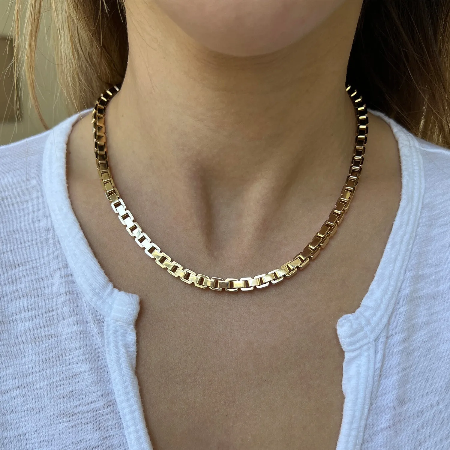 Moda Box Chain Necklace