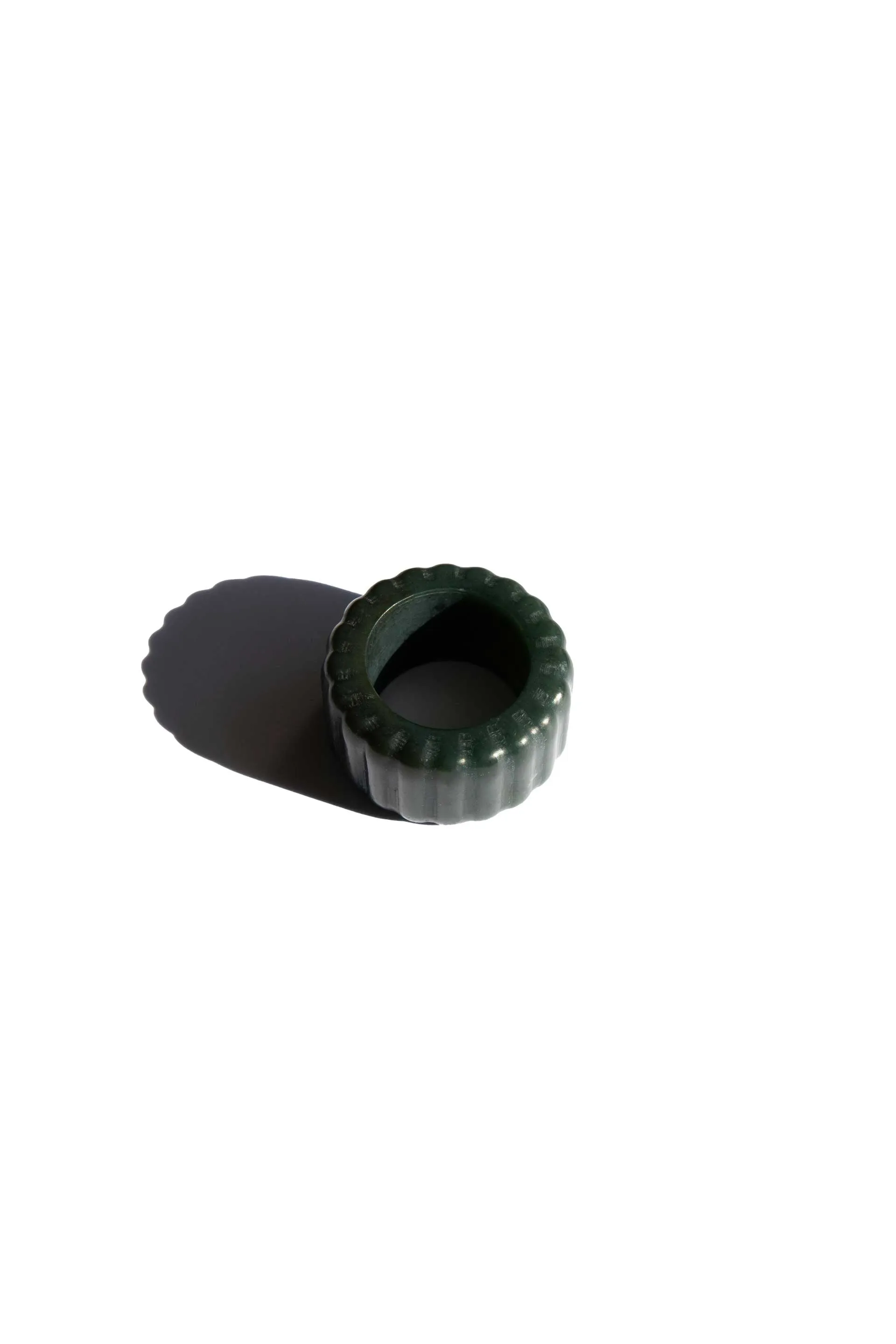 Sophia — Ribbed jade ring